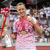 À 38 ans, Reto Ziegler portera le maillot du FC Sion pour une saison supplémentaire.